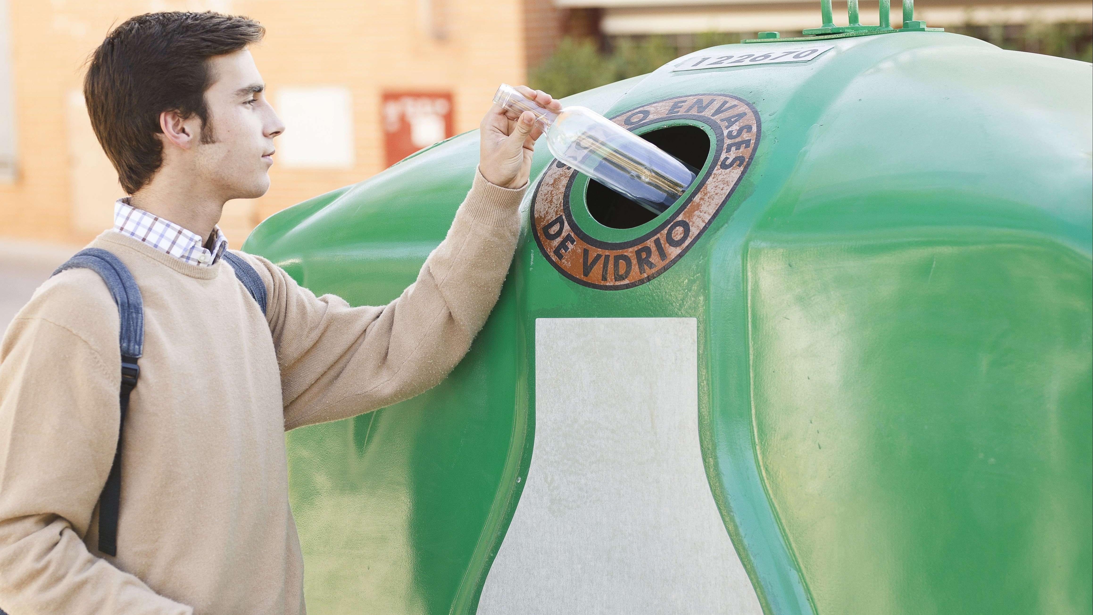 Cada aragonés depositó unos 13,7 kg de envases de vidrio por habitante