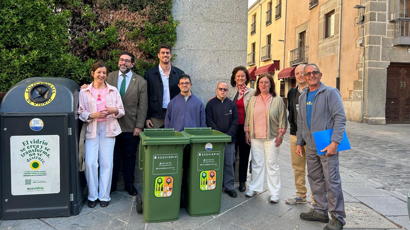 Ecovidrio y el Ayuntamiento de Ávila presentan puerta a puerta en el centro