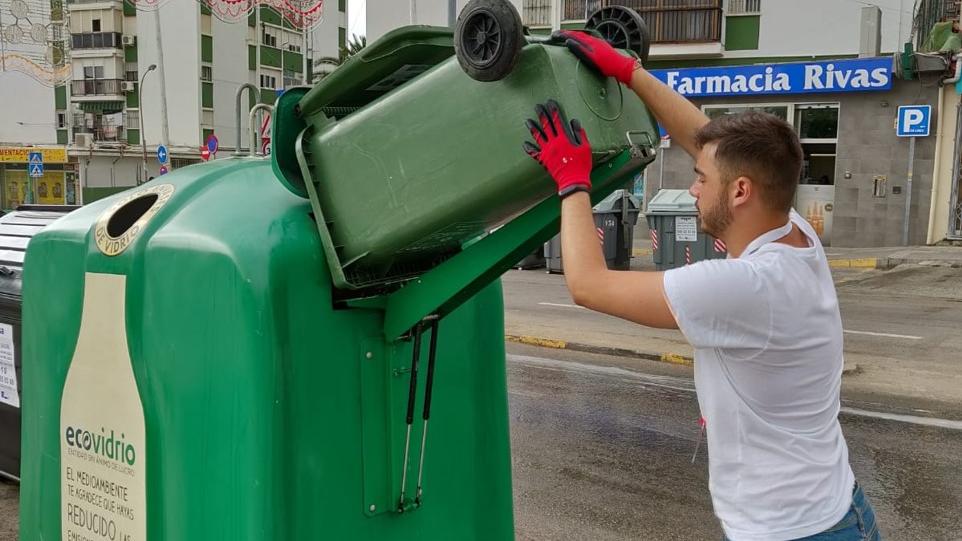 Autovolcado contenedor ecovidrio